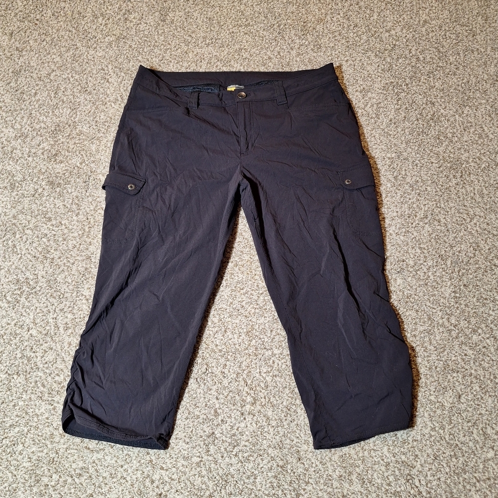 Eddie Bauer Black Capri Pants Womens 14 34x20 Regular Fit Cargo Hiking